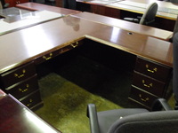 Office Desks Classic Mahogany L-desk used